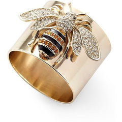 Exquisite Luxury Gold Colors Carved Bee Rings for Women Trendy Metal Inlaid White