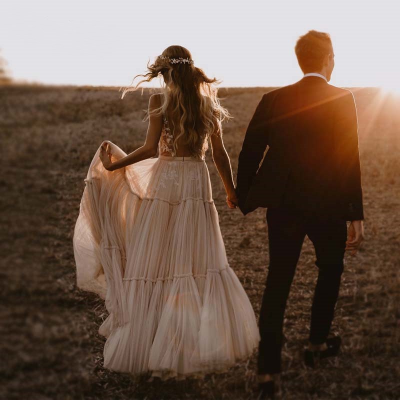 White Bridesmaid Dresses: Boho Deep V-Neck Wedding Dresses Champagne Ruffles Tulle