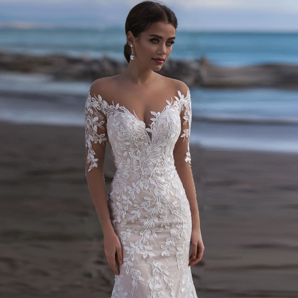 White Bridesmaid Dresses: Beach Long Sleeves Mermaid Tulle Wedding Dress Elegant