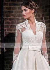 White Bridesmaid Dresses: Elegant Sweetheart Satin Wedding Dress with Jacket