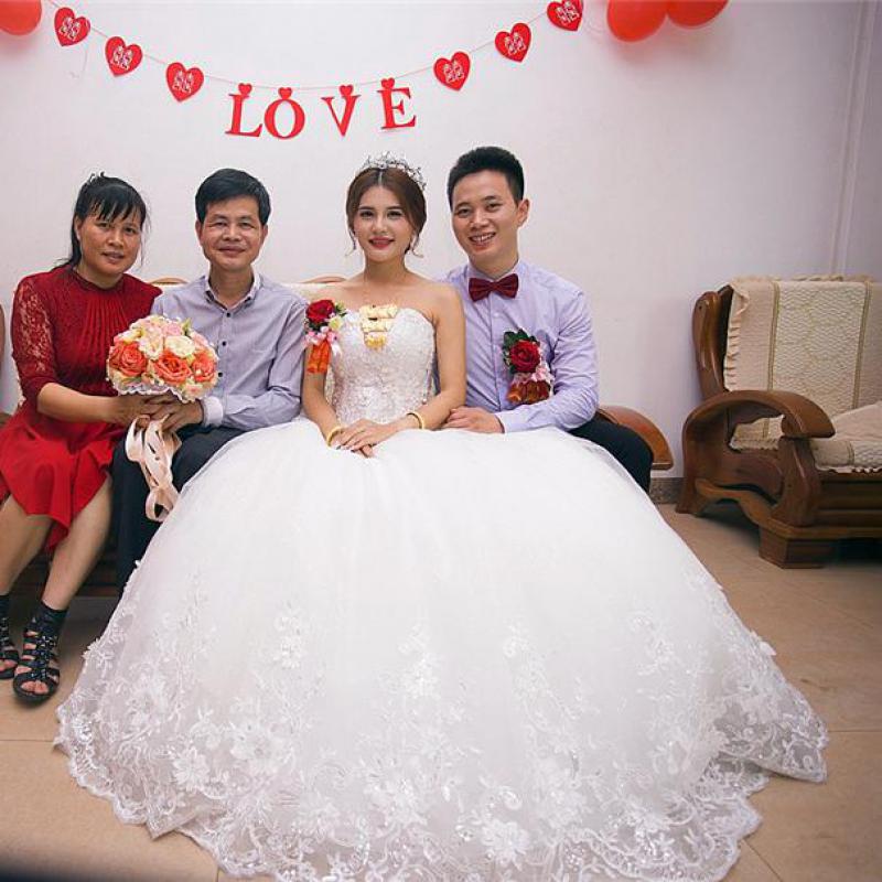 White Bridesmaid Dresses: Strapless Lace Up Wedding Dresses Ball Gowns Plus Size