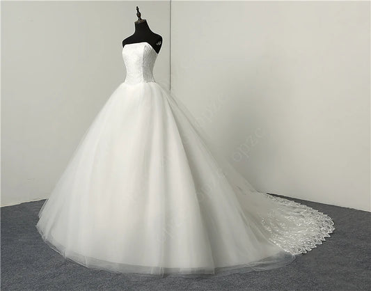 White Bridesmaid Dresses: Simple Classic Ball Gown ivory Wedding Dress Lace Up Sweet