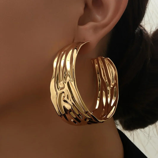 Lxalry Wave Prism Gold Hoop Earrings - Recycled Metal Hypoallergenic Jewelry for Day-to-Night Glamour