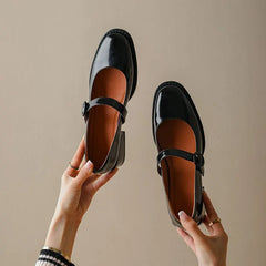 Krazing Pot Cow Leather Round Toe Med Heels Shoes Women