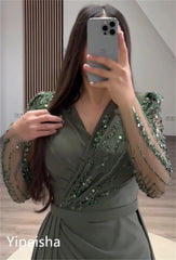 Homecoming Dresses: V-neck Sheath Celebrity Sequin Flowers Fold Satin Prom Dresses