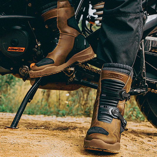 SCOYCO Cowhide Motocross Boots Waterproof Motorcycle Boots Men Riding Racing Moto Shoes Wearable Botas Moto Motorbike Shoes