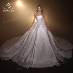 White Bridesmaid Dresses: Wedding Dress Luxury Beaded Satin A-Line Bride Gown