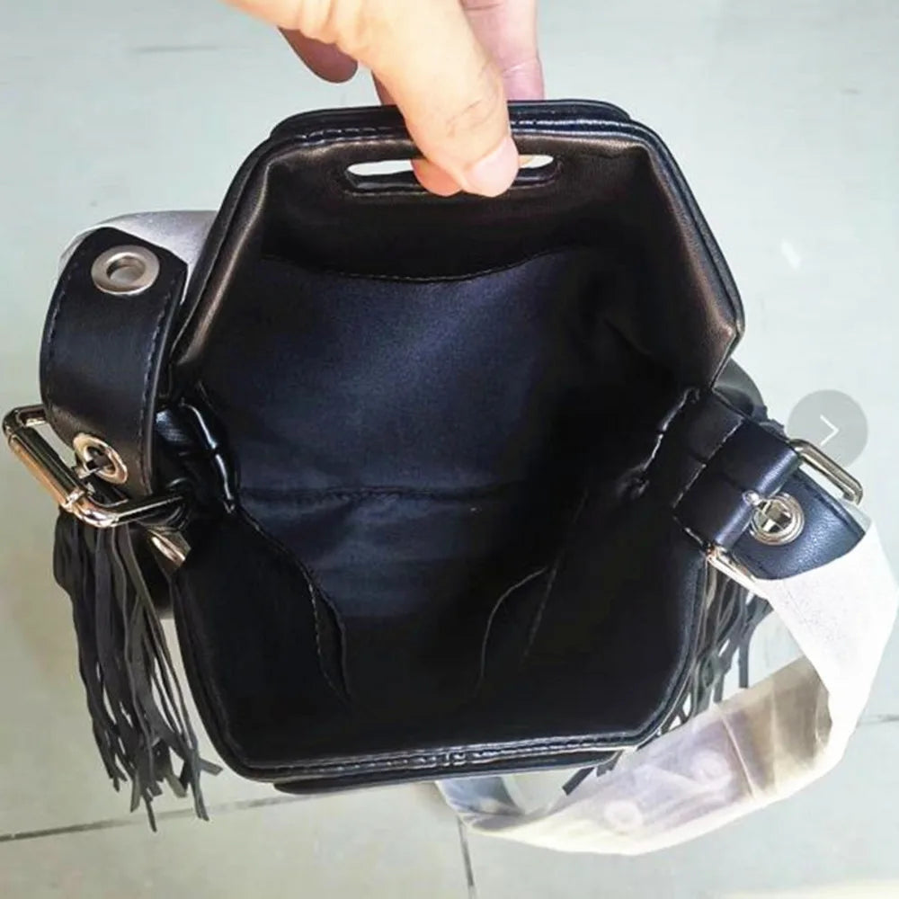 PU Leather Bucket Bag Tassel Woman Shoulder Bag Brand Messenger Bag Clutch
