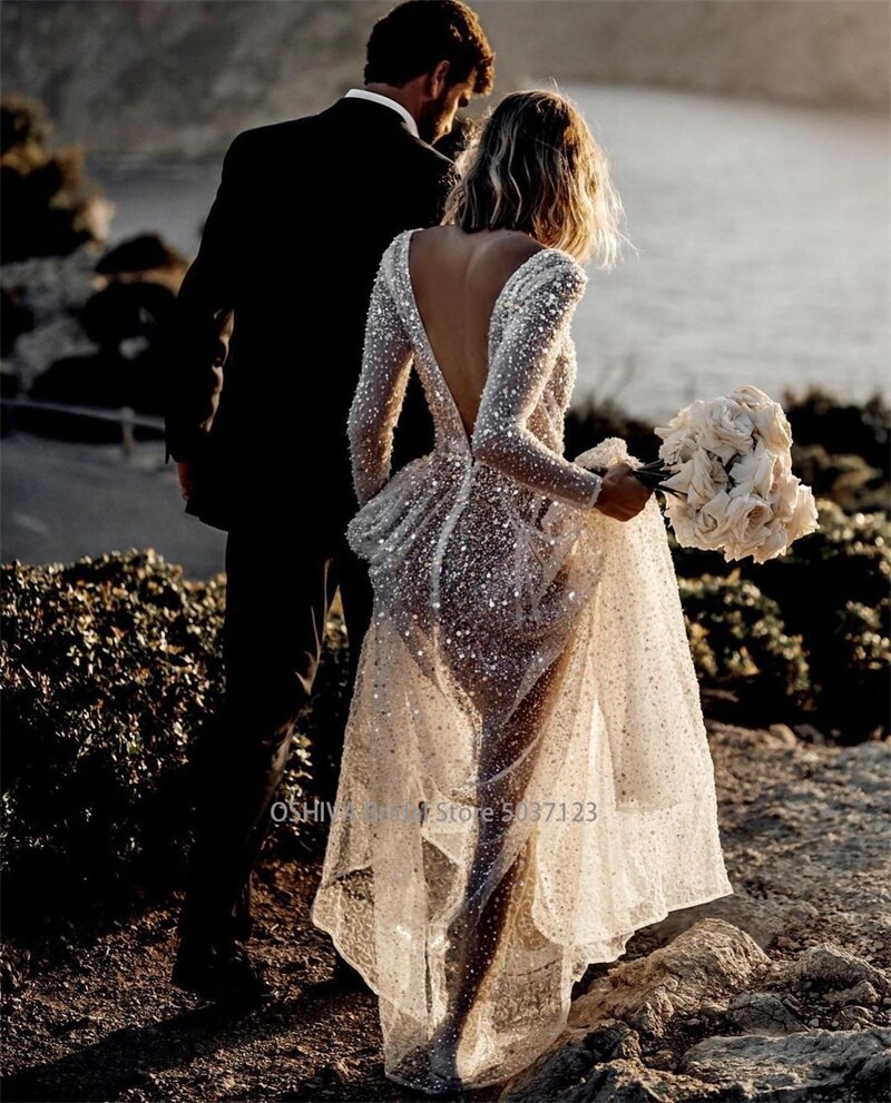 Wedding Dresses Long Sleeves Floor Length Backless Bridal Gowns