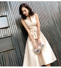 Homecoming Dresses: Prom Dresses Sleeveless Formal Vestidos Graduation Gowns