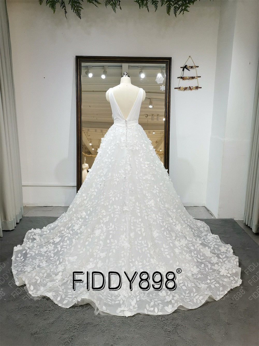 Wedding Dresses 3D Flowers Lace Bridal Gowns Elegant Bridal Wear