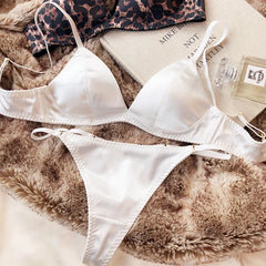 Women Underwear Set Silken Triangle Cup Wireless Bras French