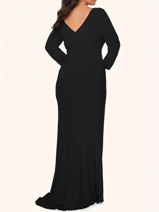 Plus Size Black V-Neck Elegant and Slim Fitting Long Sleeve High Split Women's
