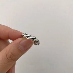 925 Sterling Silver Rings Couples Accessories INS Fashion Vintage Twist Design Round