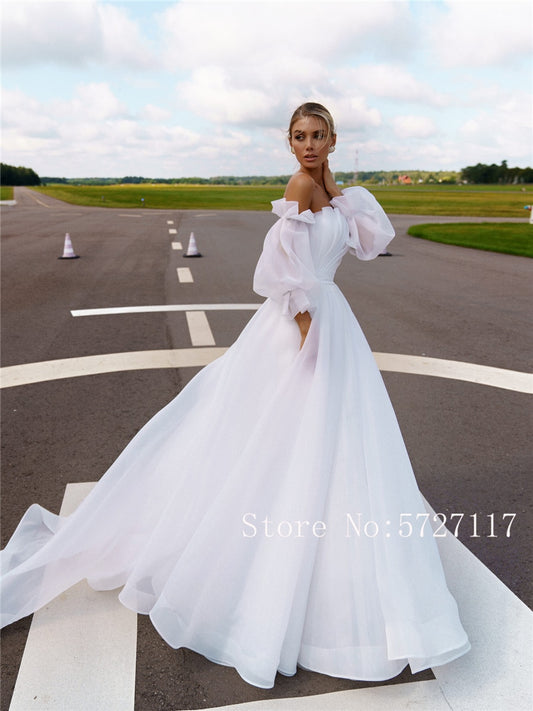White Bridesmaid Dresses: Ball Gowns Organza Wedding Dress with Detachable