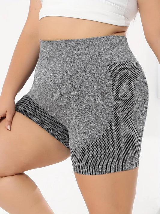 Plus Size Women's Seamless Hip Lifting Fitness Shorts High Waist Running Fitness Yoga Shorts