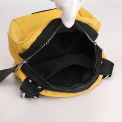 Nylon Crossbody Bag with Zipper Pocket Casual Stylish Shoulder Bag