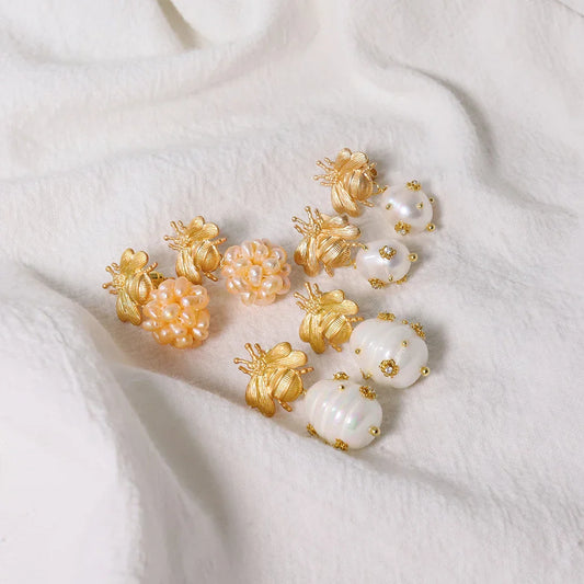 Bee And With Natural Pearls Pearl Earrings 18K Gold Plated Jewelry Korean Designer Jewelry Earrings Gifts For Girlfriend