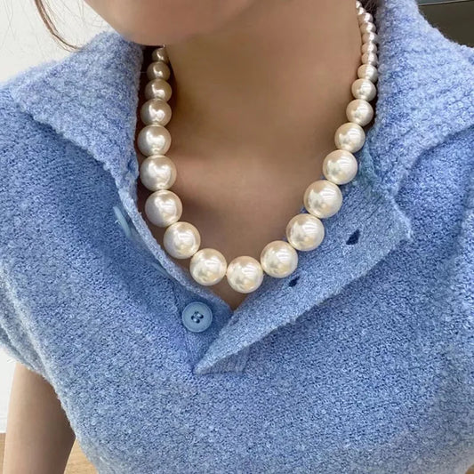 Vintage Gradient Size Pearl Necklace for Women Design Temperament Collarbone