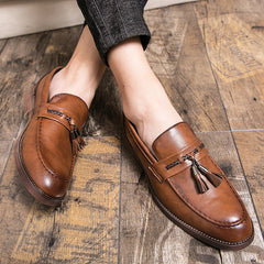 Pointed casual moccasins for men fringed slip-on men's shoes Beef soles bean boat shoes Fashion hair stylist fashion shoes