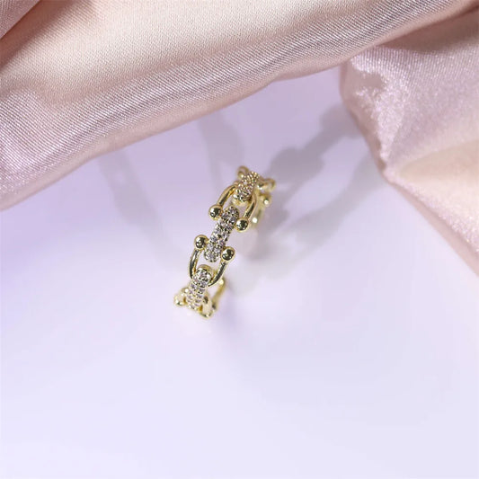 Simple and Elegant Ring Female Line Twisted Rope Ring Temperament Fashion Exquisite Jewelry