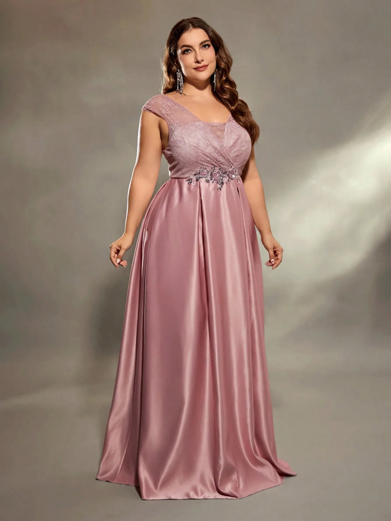 Mgiacy plus size Hollow shoulder lace chest discount patchwork color