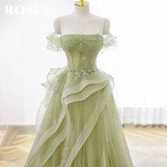 Homecoming Dresses: Green Prom Dress Appliques Tulle Celebrity Dresses