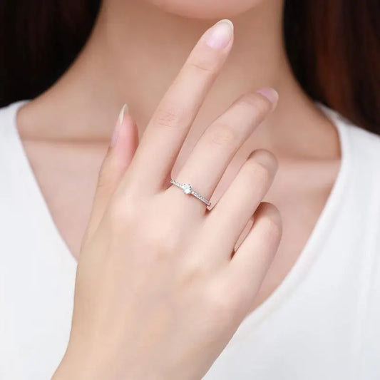Butterflykiss 4.5mm S925 Sterling Silver Round Real Moissanite Rings For Women Girls Cassic Wedding Statement Fine Jewelry Gift