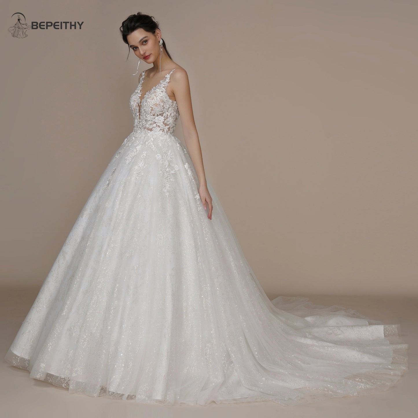 White Bridesmaid Dresses: Backless Scoop Lace Wedding Dresses For Bride France