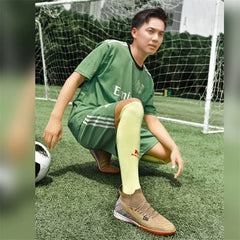 Soccer Shoes Wholesale Football Boots Messi Assassin Chuteira society