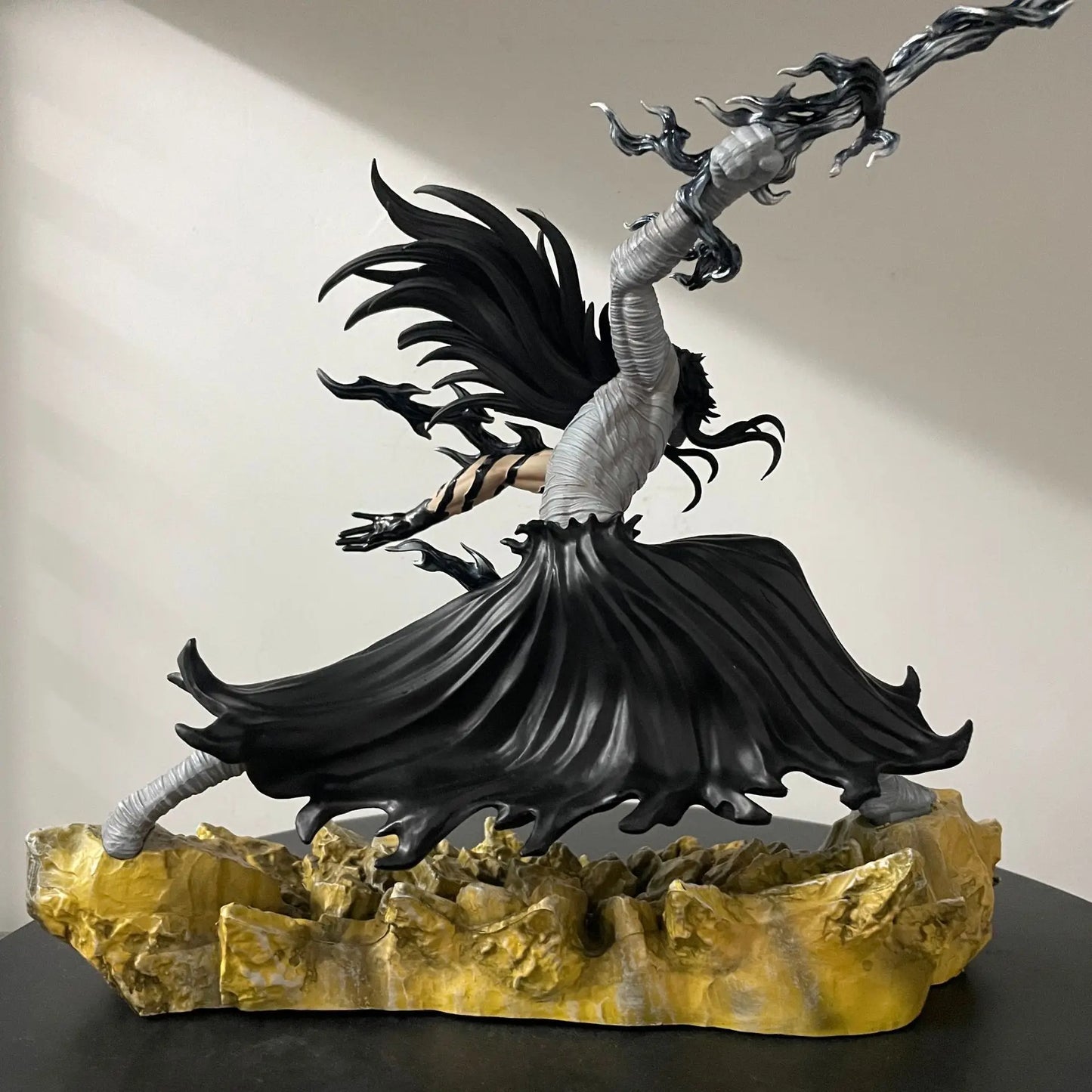 Bleach Anime Ichigo Kurosaki 24cm Moonless Combat Figure Model Statue Collectible Desktop Decor for Boys Gift