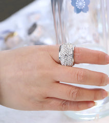 Shining full rhinestone finger rings for woman paragraph Crystal