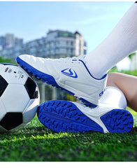 Professional Men Soccer Shoes Adult Football Sneakers Indoor Futsal Ultralight