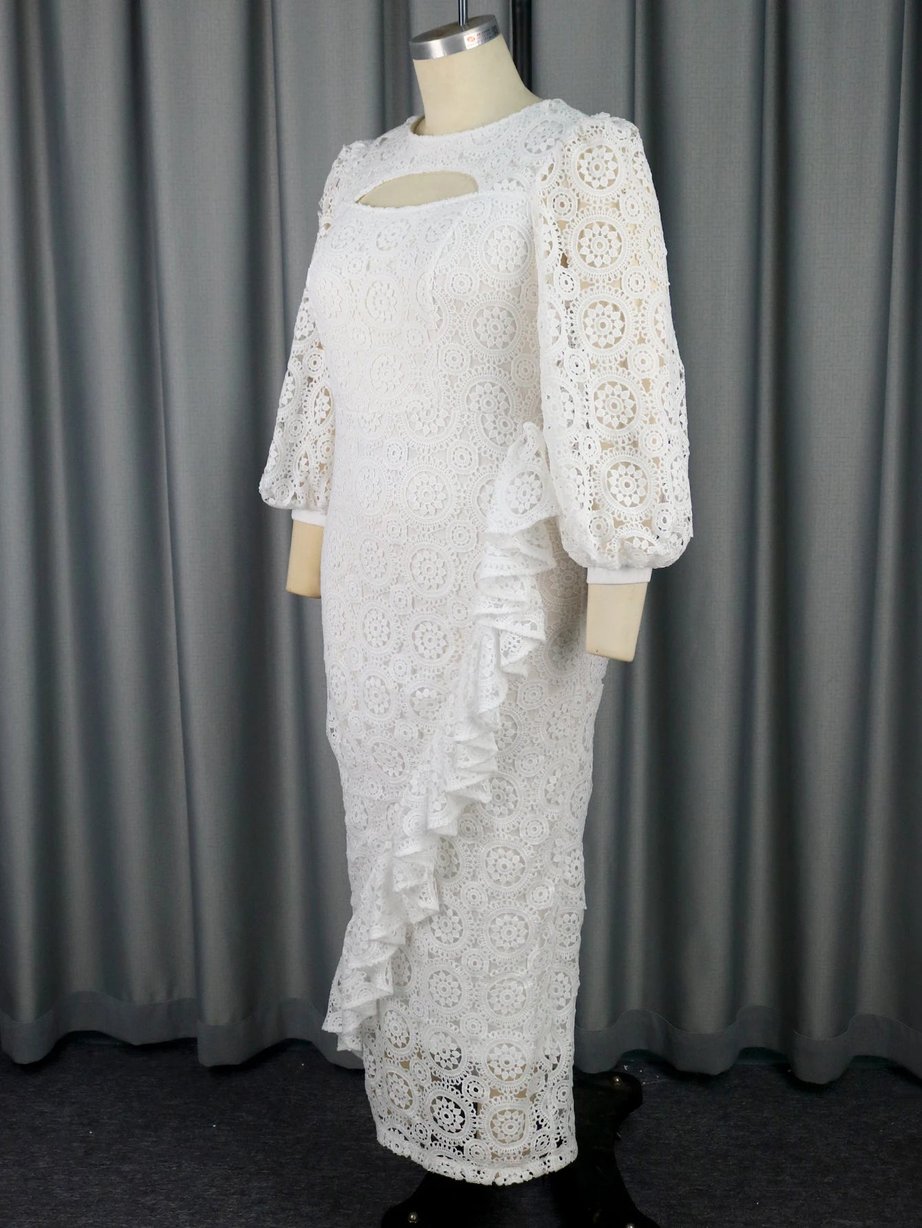 Women's Party Dress Fashion White Lace Crew Neck Lantern Sleeve Ruffles