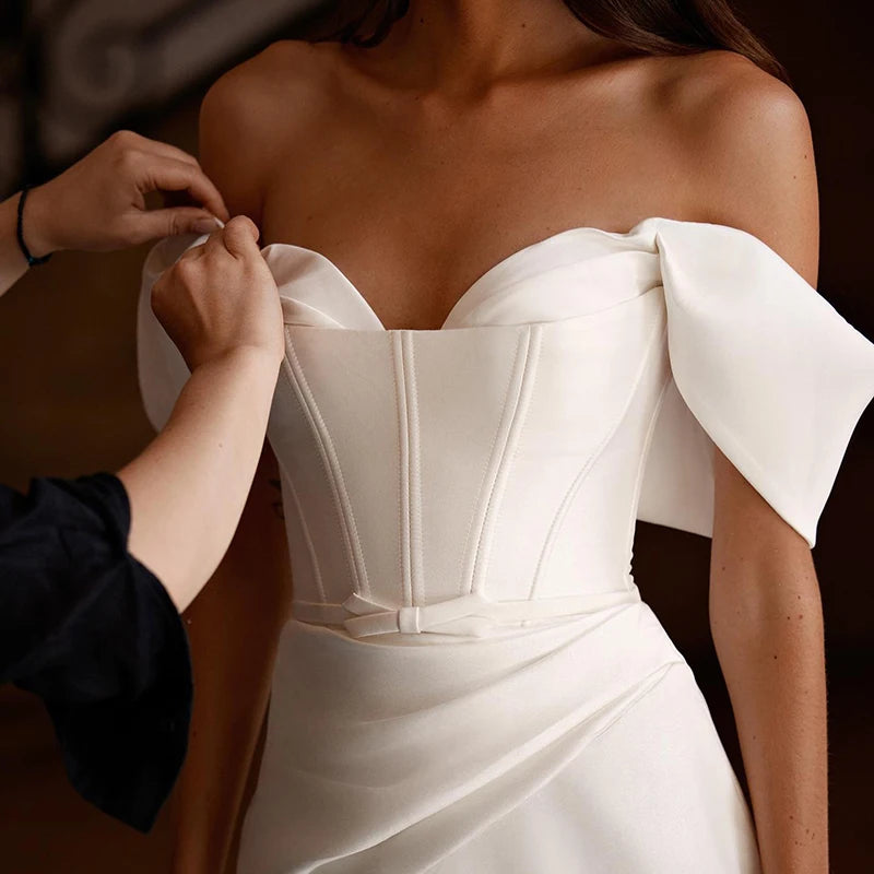 White Bridesmaid Dresses: Wedding Dresses Off The Shoulder White Satin Evening Dress