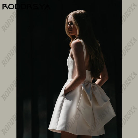 White Bridesmaid Dresses: Wedding Dress Square Collar Removable Bow