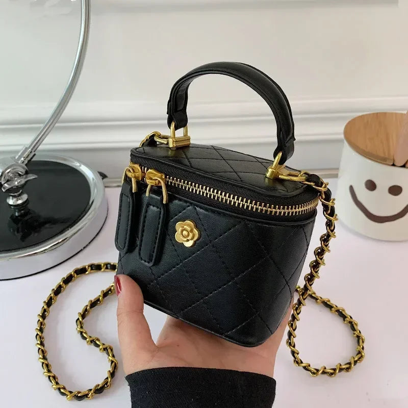 Small Shoulder Bucket Bag For Women Classic Mini Clutches Female Small Square