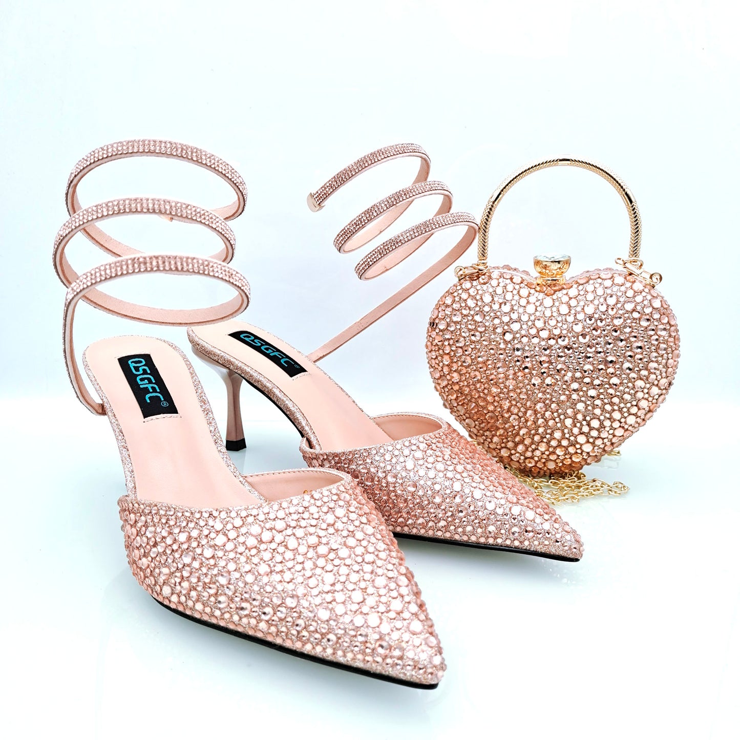 Matching Shoes and Bags: Women Shoe and Bag Set Decorated gold Shoes and Bag