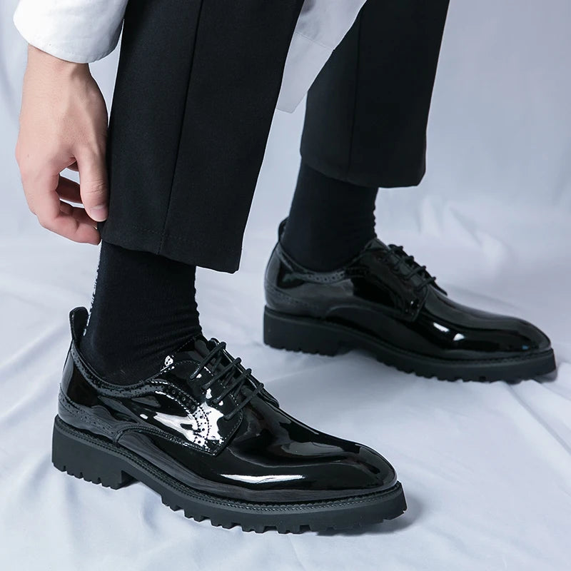 Wedding Shoes Men Shiney Patent Leather Shoes Banquet Formal Lace-up Oxford Fashion