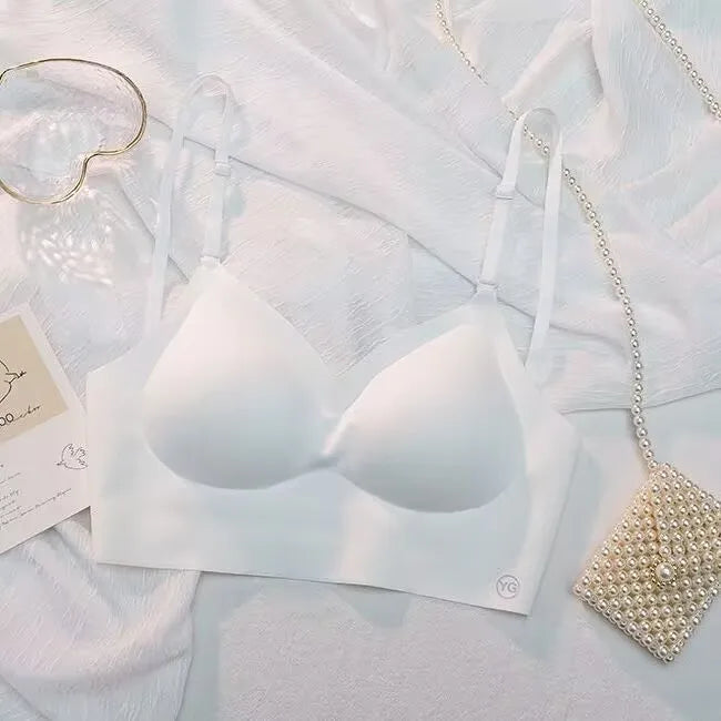 Bra Women's Slim U-shaped Seamless Backless Underwear Triangle Cup