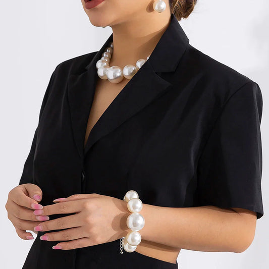 IngeSight.Z New Exaggerated Big Imitation Pearls Choker Necklace Women Personality Elegant White Pearl Beaded Bride Jewelry 2025