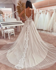 White Bridesmaid Dresses: Lace Boho Wedding Dress Beach V Neck Open Back Chic