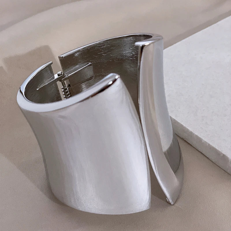 Exaggerated Chunky Heavy Metal Bracelet Bangle for Women Punk Goth Irregular Wide Gold Color Open Bracelet Party Jewelry Bijoux