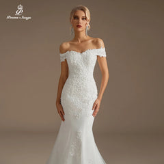 White Bridesmaid Dresses: Boat Neck flower pattern Wedding Dresses for Women