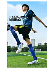 Men Sneakers Soccer Shoes Cleats Breathable Adult Kids TF/FG Football Boots