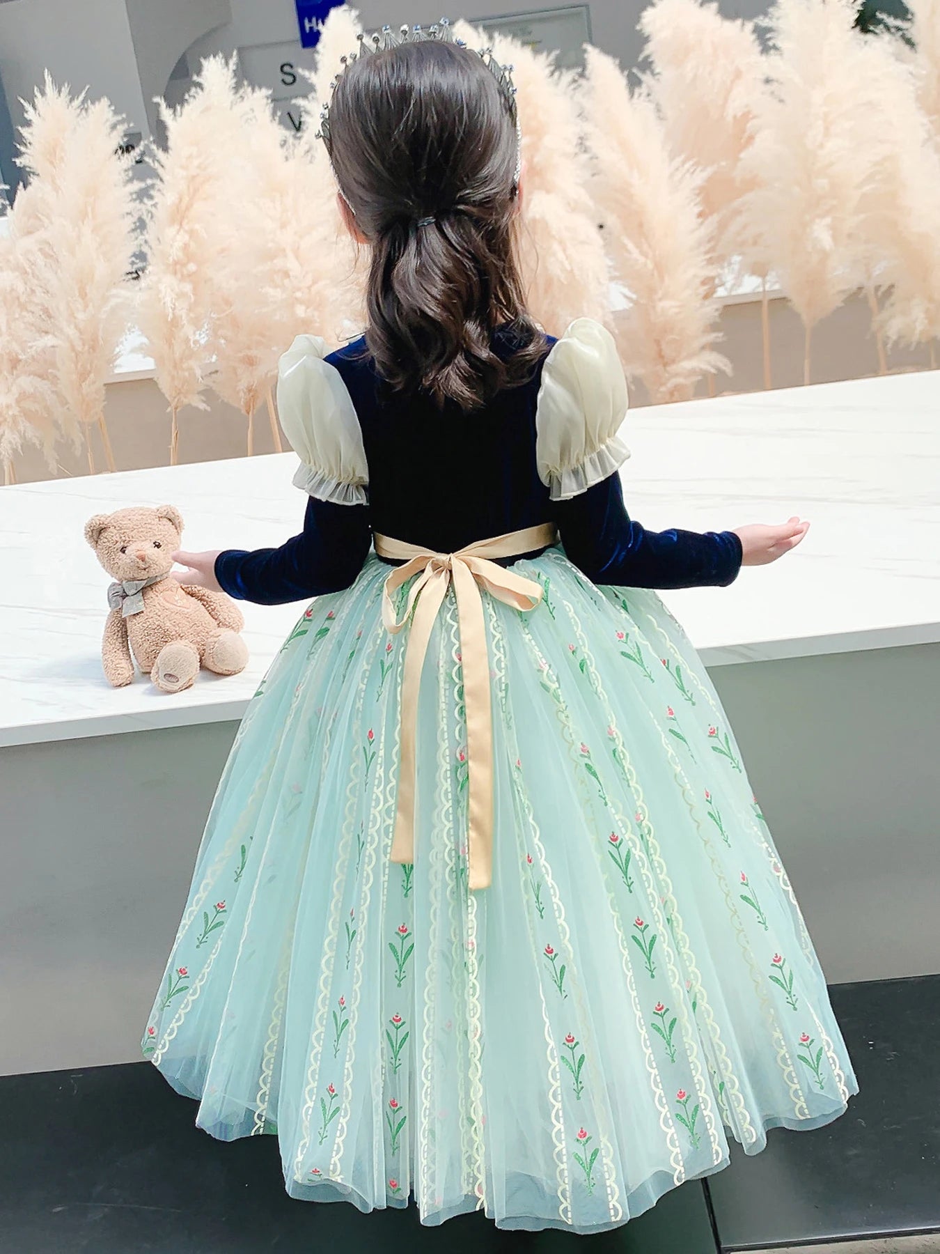Girls Sleeveless Puffy Princess Dress Flowers Embroidery Bow Color Block Layered Hem Tulle Tutu Dress Performance Dress Wedding