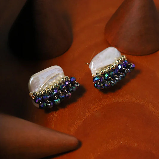 Natural Freshwater Baroque Pearl Earrings Korean Style Women Luxury Jewelry Fashion Ladies and Girls Gift GE1586