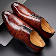 Men Casual Shoes Classic Low-Cut Embossed Formal Leather Comfortable