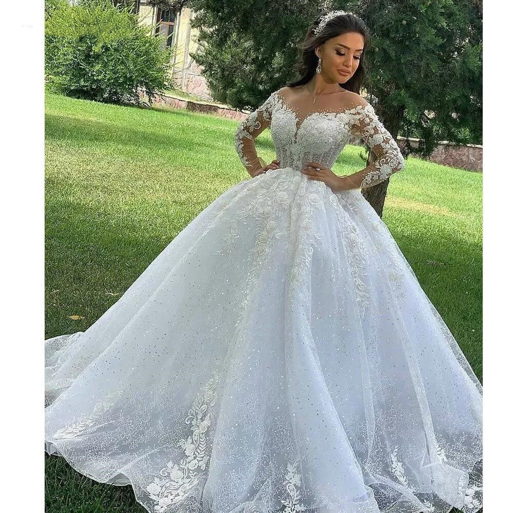 White Bridesmaid Dresses: Ball Gown Wedding Dresses O Neck Long Sleeves Lace Up