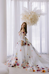 Homecoming Dresses: Embroidery Tulle Fabric Prom Dress Detachable Train Prom Dress